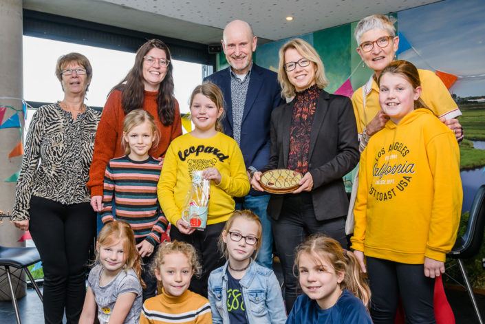 Zaans Museum verwelkomt de jarige Noor als 1950000 bezoeker. Foto Pascal Fielmich