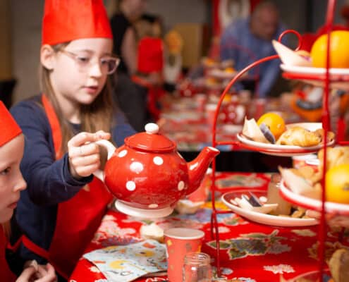 Hulp pietjes high tea